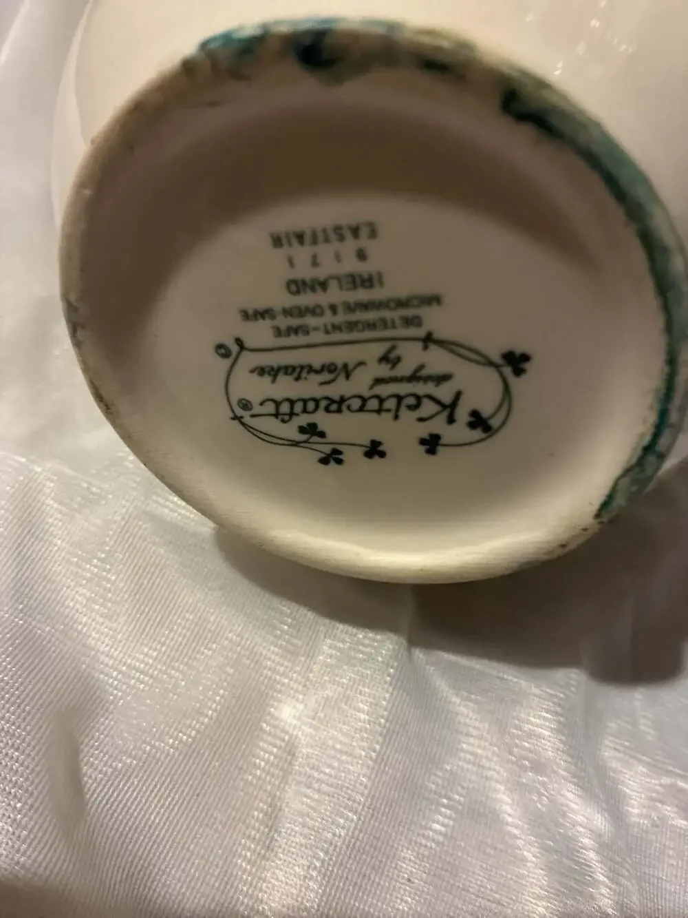 Noritake Keltcraft Eastfair 9171 Covered Sugar Bowl with Floral Design
